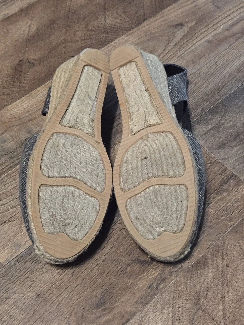 White Mountain Serene Womens Sandals